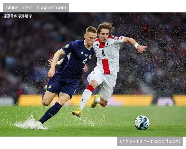 VAR再成焦点：曼联对阵布伦特福德一役的点球判罚引发广泛讨论