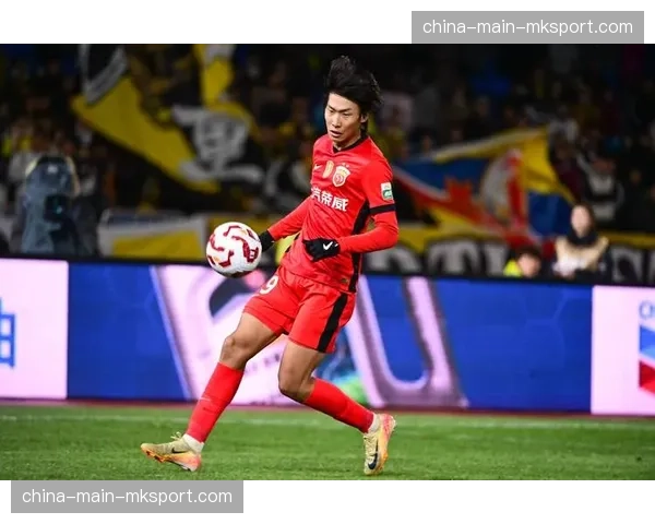 上海海港小将李新翔伤势恢复良好，近期有望重返赛场